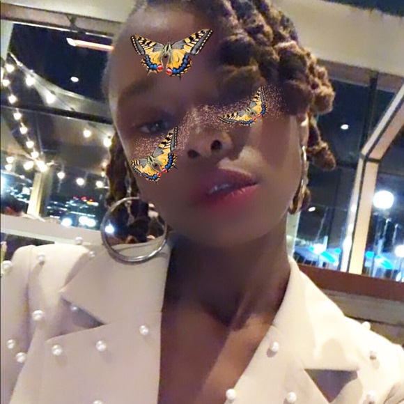 Meet your Posher, Des - Picture 1 of 1